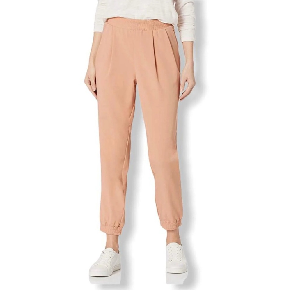 Daily Ritual Women's Soft Peach Joggers